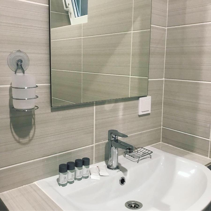 לזורנה Lazurit Family Hotel מראה חיצוני תמונה